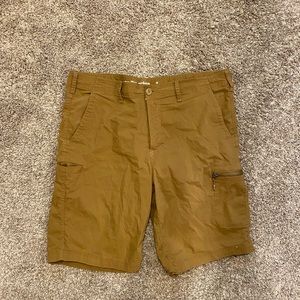 Urban Pipeline Shorts Size 38